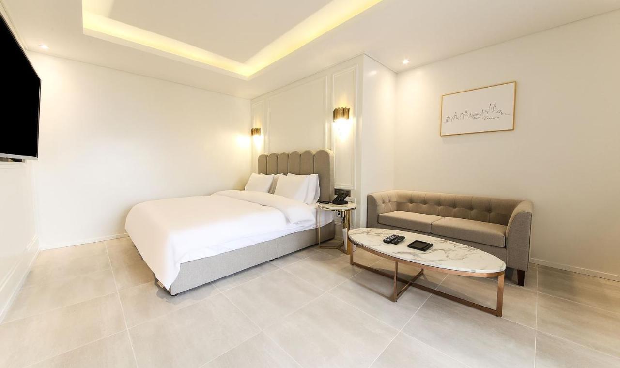 H Moment Hotel Songjeong Busan Exterior photo