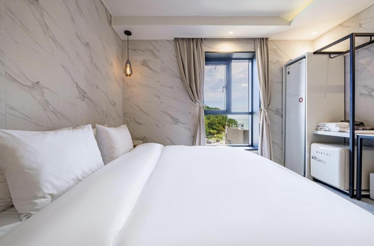 H Moment Hotel Songjeong Busan Exterior photo