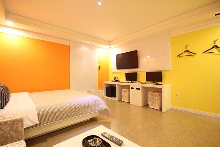 H Moment Hotel Songjeong Busan Exterior photo